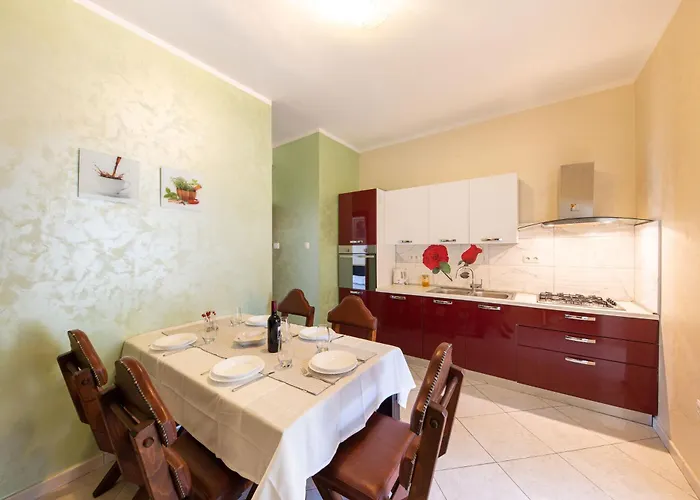 Jakov I * 포드스트라나